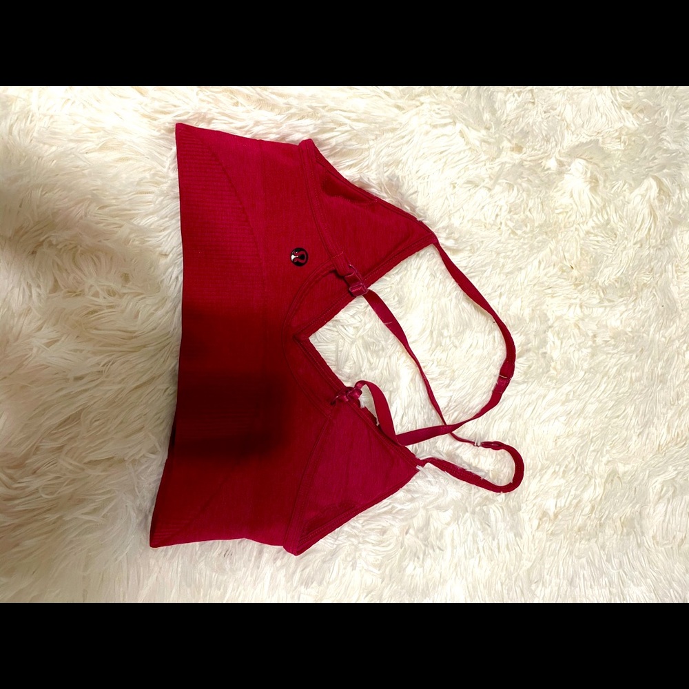 Lulu sports bra